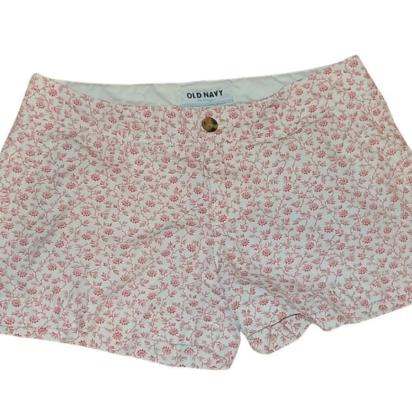 OLD Navy Women's Red Floral 4-pocket Shorts - Picture 1 of 5